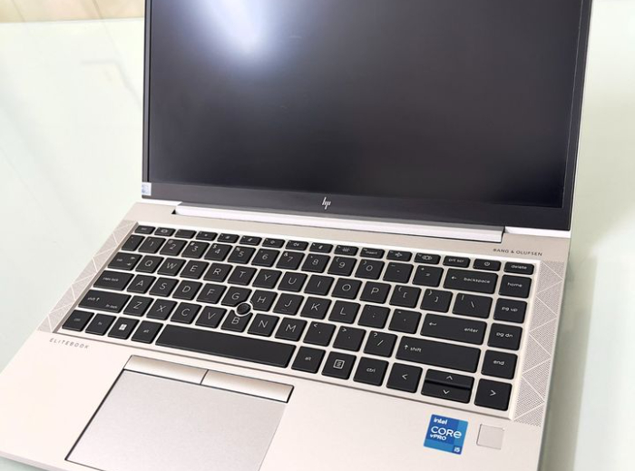 HP Elitebook 840 G8 intel i5 1145G7 Ram 16GB DDR4 SSD 256GB Nvme 14.0 inch Full HD